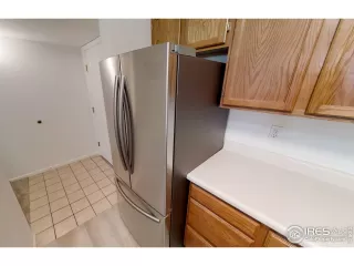 Photo #5: 912558 Listing