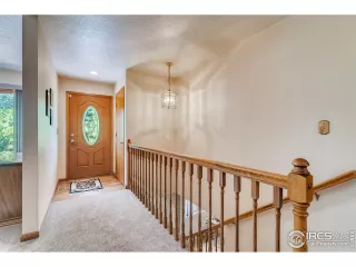 Photo #5: 912570 Listing