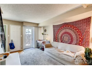 Photo #3: 912603 Listing