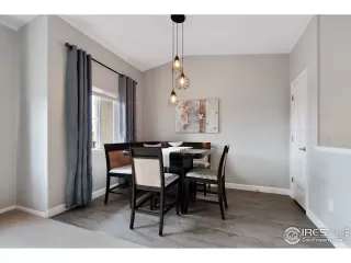 Photo #5: 912605 Listing