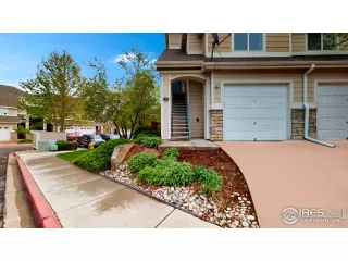 Photo #2: 912637 Listing