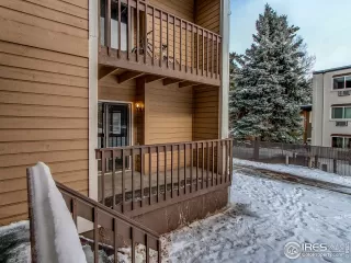 Photo #5: 912652 Listing