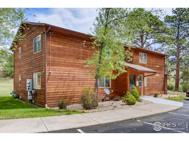 MLS: 912680 Condo For Sale