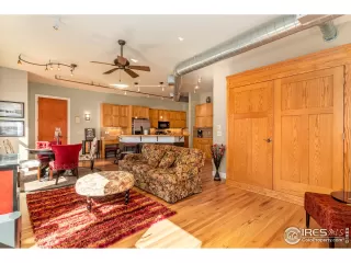 Photo #4: 912754 Listing