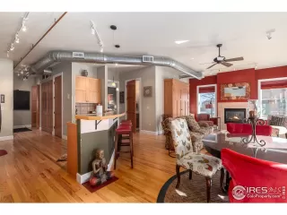 Photo #6: 912754 Listing