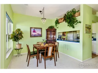 Photo #5: 912757 Listing 