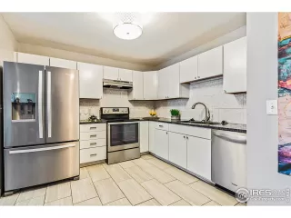 Photo #6: 912802 Listing