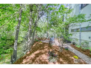 Photo #2: 912808 Listing