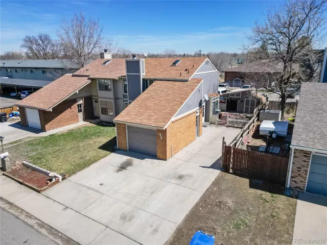 MLS: 9128324 Condo For Sale