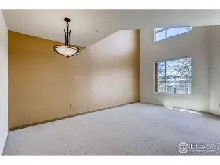 Photo #5: 912914 Listing 