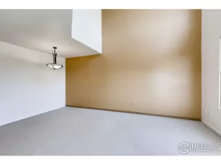 Photo #6: 912914 Listing 