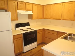 Photo #6: 912919 Listing