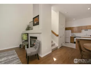 Photo #6: 912957 Listing