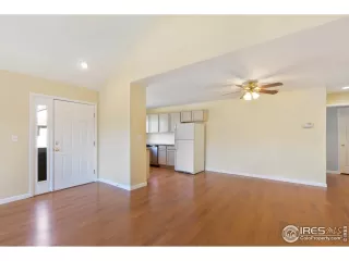 Photo #4: 913014 Listing