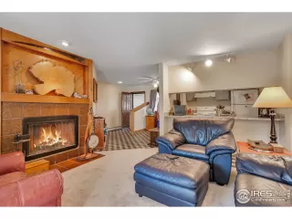 Photo #1: 913030 Listing 