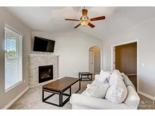 Photo #3: 913068 Listing