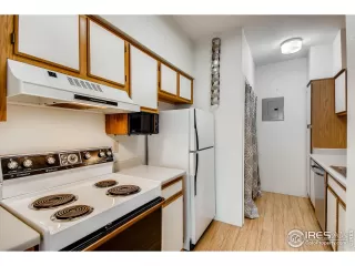 Photo #4: 913109 Listing