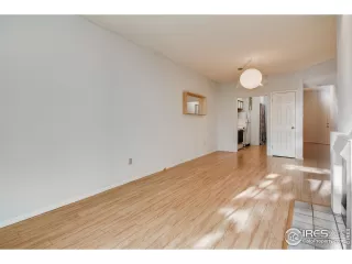 Photo #6: 913109 Listing