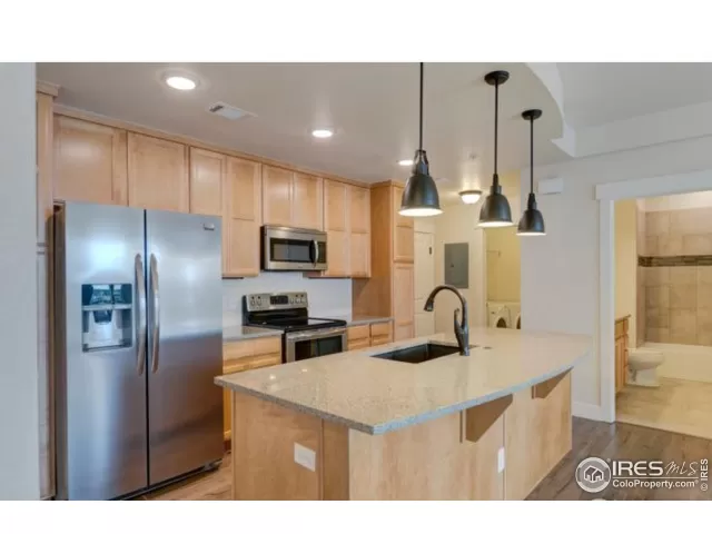 MLS: 913130 Condo For Sale