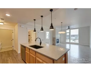 Photo #3: 913130 Listing 