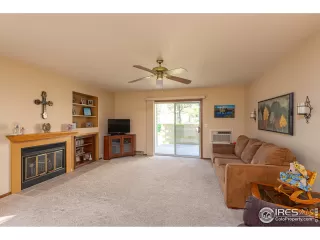 Photo #2: 913138 Listing