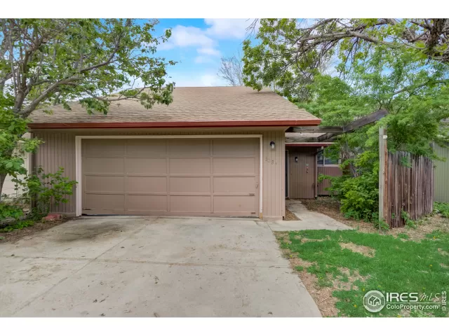 MLS: 913182 Condo For Sale