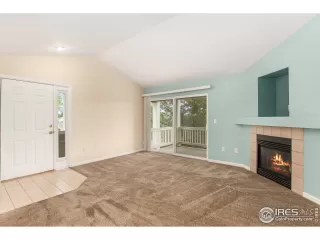 Photo #5: 913256 Listing