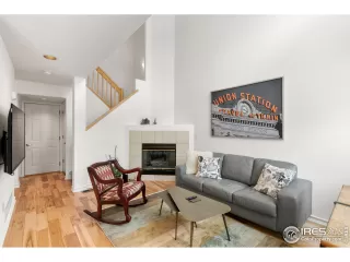 Photo #1: 913297 Listing