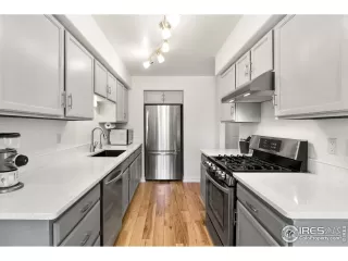 Photo #4: 913297 Listing