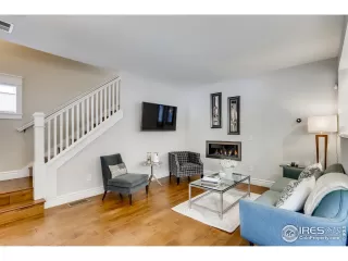 Photo #3: 913318 Listing