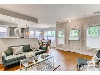 Photo #5: 913318 Listing