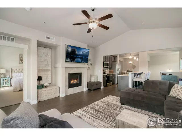 MLS: 913321 Condo For Sale