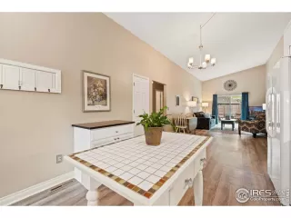 Photo #5: 913396 Listing