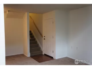 Photo #2: 913413 Listing