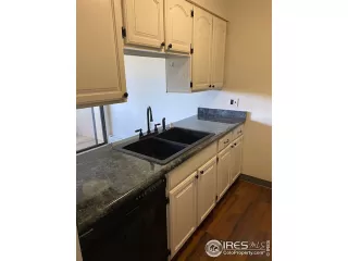 Photo #4: 913413 Listing