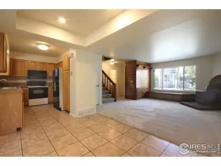 Photo #2: 913437 Listing