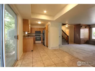 Photo #5: 913437 Listing