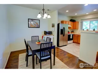 Photo #4: 913475 Listing