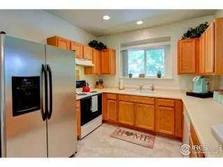 Photo #6: 913475 Listing