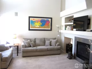 Photo #4: 913509 Listing