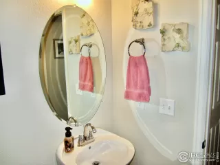 Photo #6: 913509 Listing