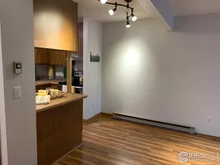 Photo #5: 913620 Listing