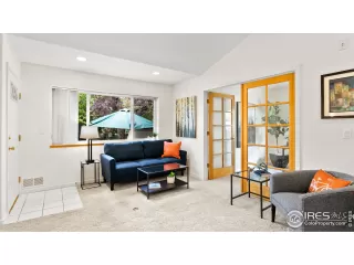 Photo #3: 913626 Listing