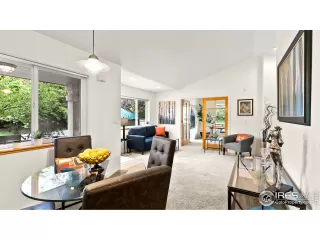 Photo #5: 913626 Listing