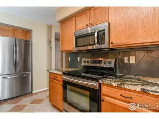 Photo #5: 913672 Listing