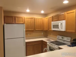 Photo #3: 913683 Listing