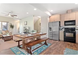 Photo #4: 913704 Listing 