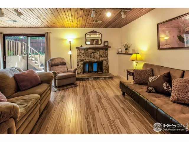 MLS: 913774 Condo For Sale