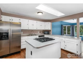 Photo #5: 913781 Listing