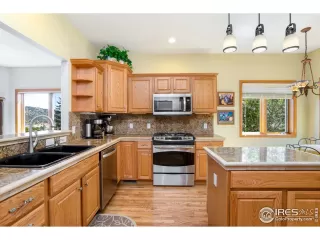 Photo #4: 913794 Listing